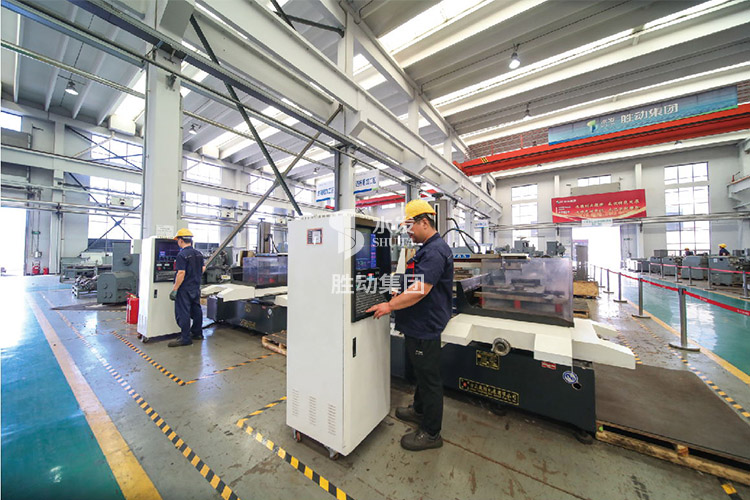 缸（gāng）蓋（gài）加工-3