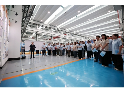 源水潤新啟征程 勝（shèng）動踐學強根基 ——水發集團新員工走（zǒu）進（jìn）權屬企（qǐ）業深度學習（xí）