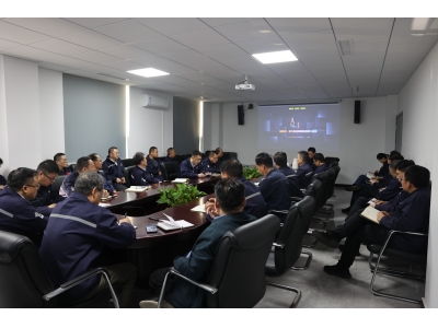 勝動集團公司舉辦“傳統製造業數字化轉型”專題（tí）培訓